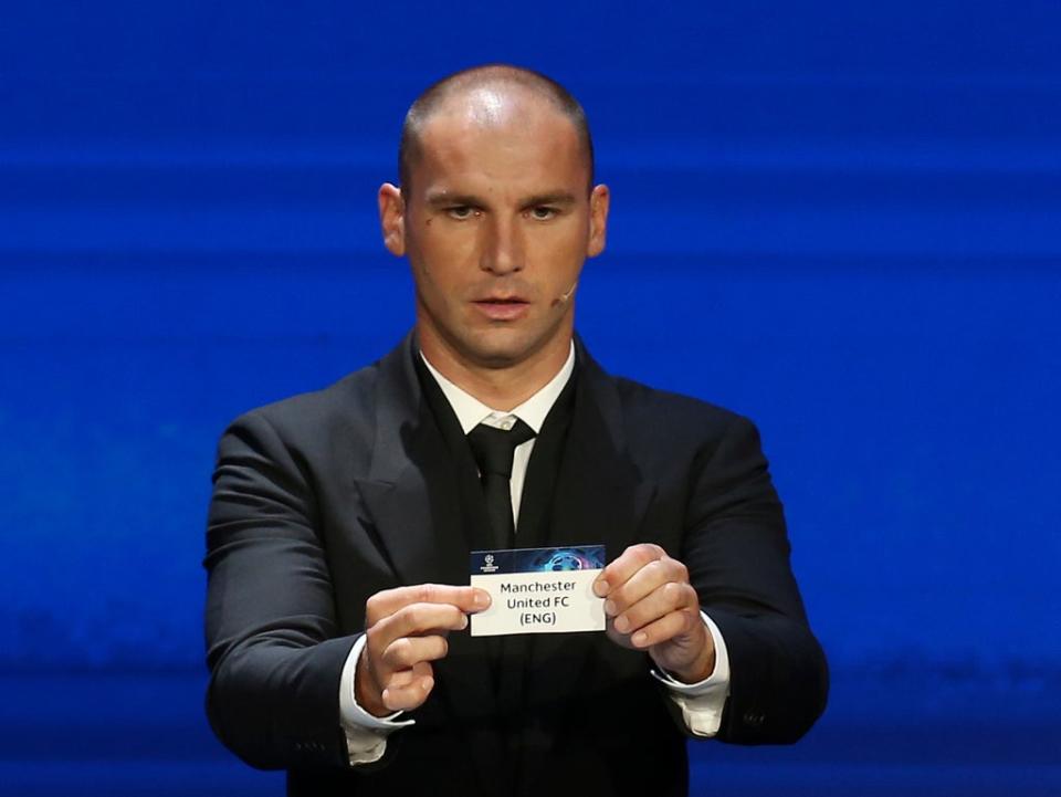 Branislav Ivanovic shows the name of Manchester United (AP)