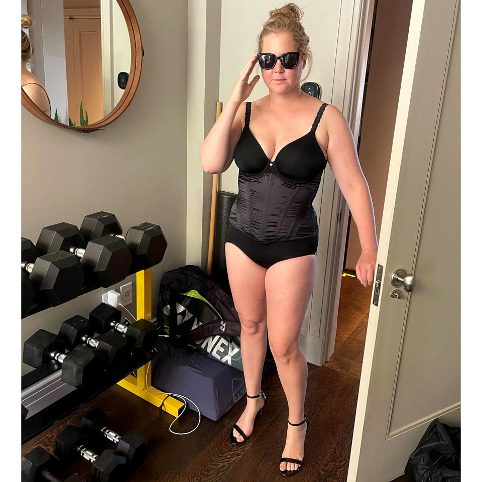 Everything Amy Schumer Has Said About Her Decision To Get Liposuction After Giving Birth 