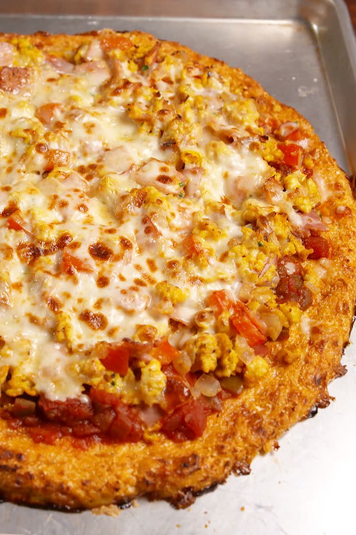 Cauliflower Breakfast Pizza