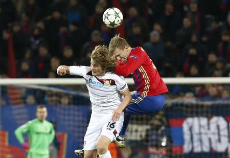 Football Soccer - PFC CSKA Moscow v Bayer Leverkusen - UEFA Champions League Group Stage - Group E - CSKA Stadium, Moscow, Russia - 22/11/16. CSKA Moscow's Pontus Wernbloom in action against Bayer Leverkusen's Tin Jedvaj. REUTERS/Sergei Karpukhin