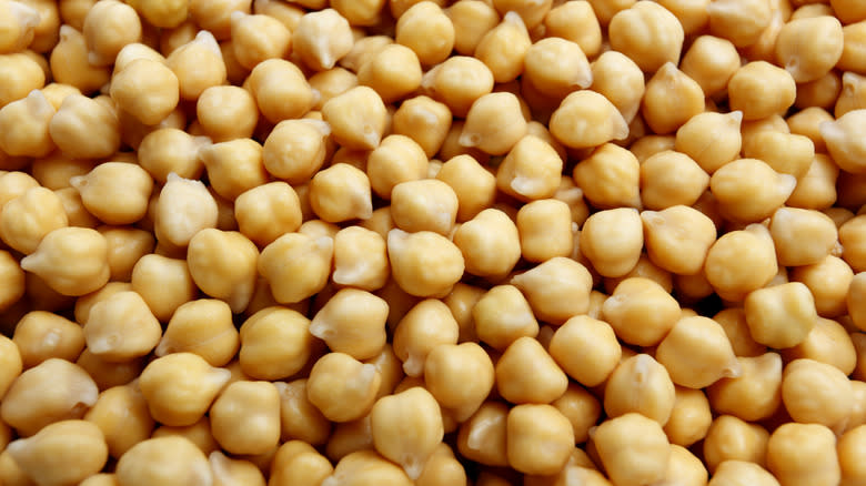 closeup of chickpeas