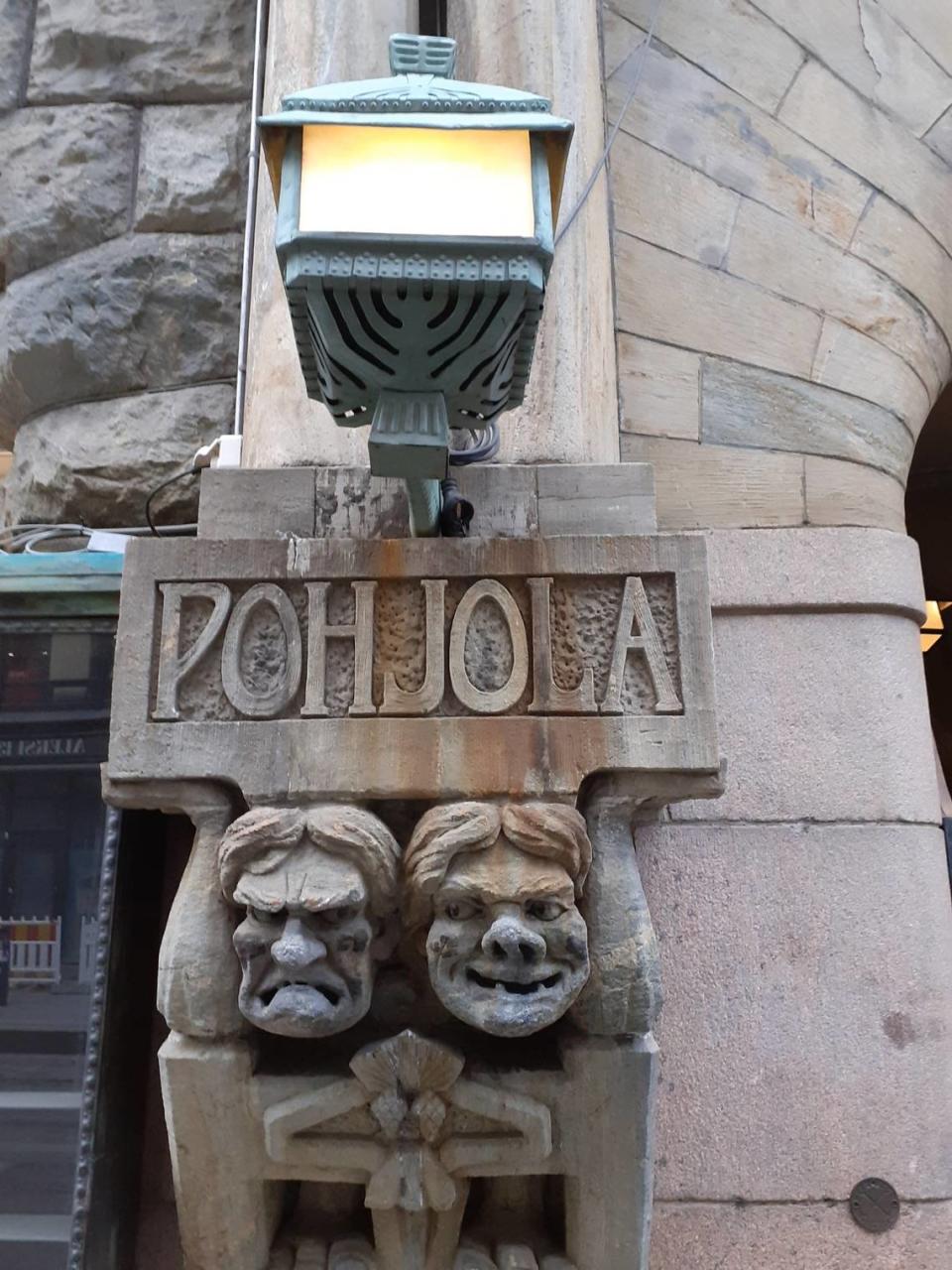 Un detalle del edificio modernista de la aseguradora Pohjola.