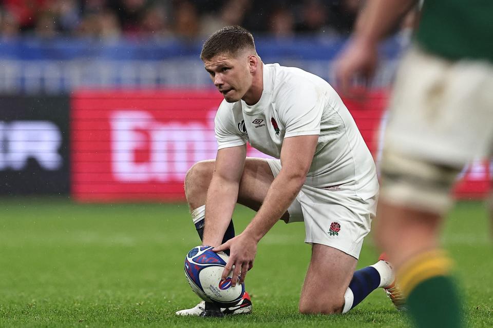 Owen Farrell lines up an early penalty (AFP via Getty Images)