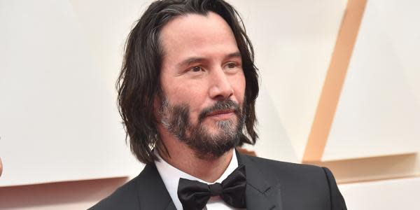 Se revela la fortuna multimillonaria de Keanu Reeves y en qué la gasta