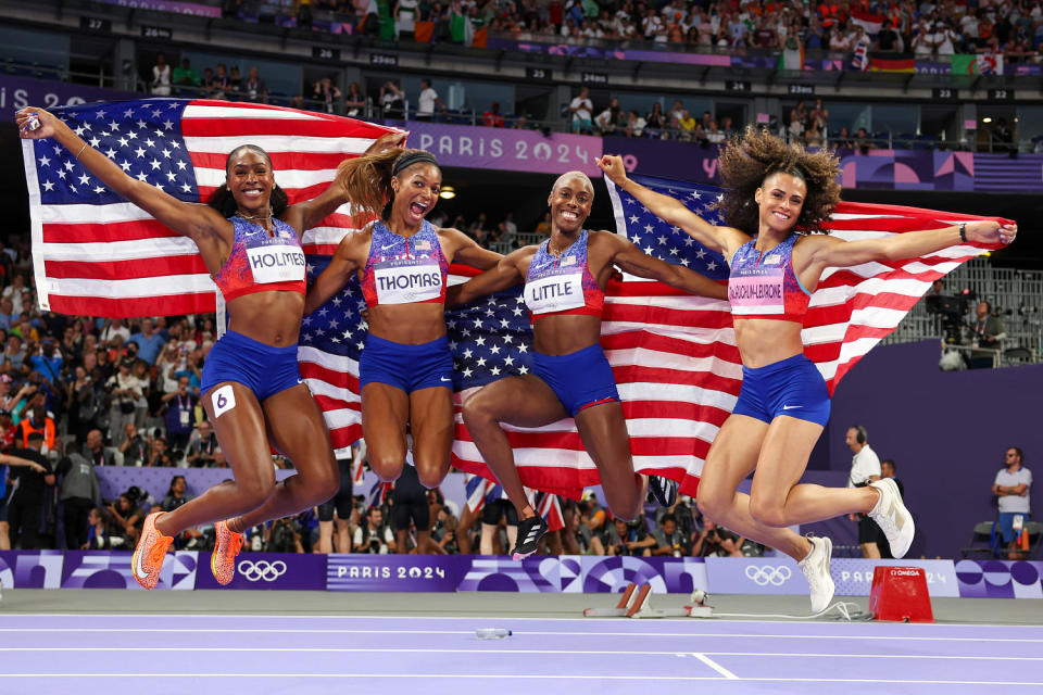 Team USA dominates women's and men's 4x400meter relays Yahoo Sports