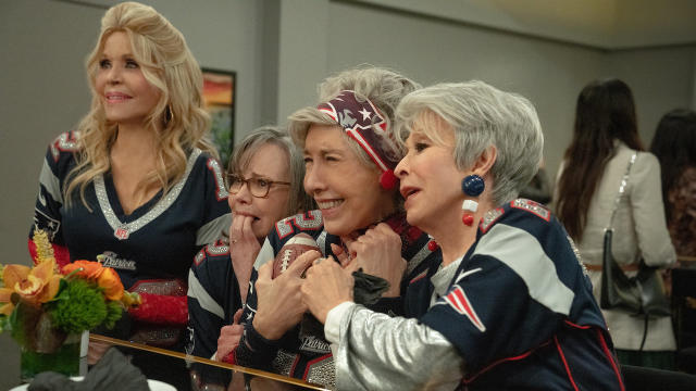 80 For Brady' Review: Lily Tomlin, Jane Fonda, Rita Moreno, Sally Field &  Brady – Deadline