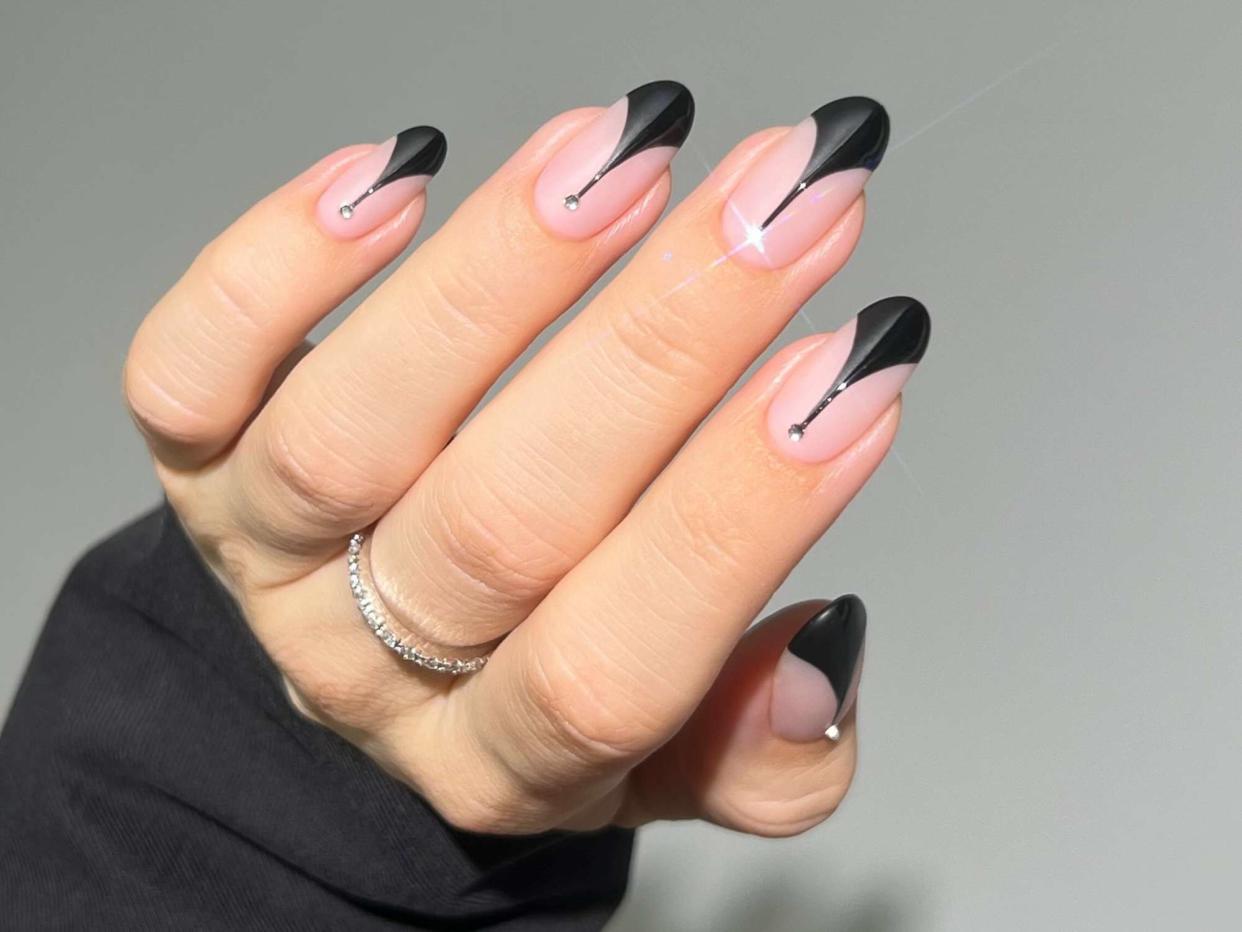 <p><a href="https://www.instagram.com/heygreatnails/">@heygreatnails</a> / Instagram</p>