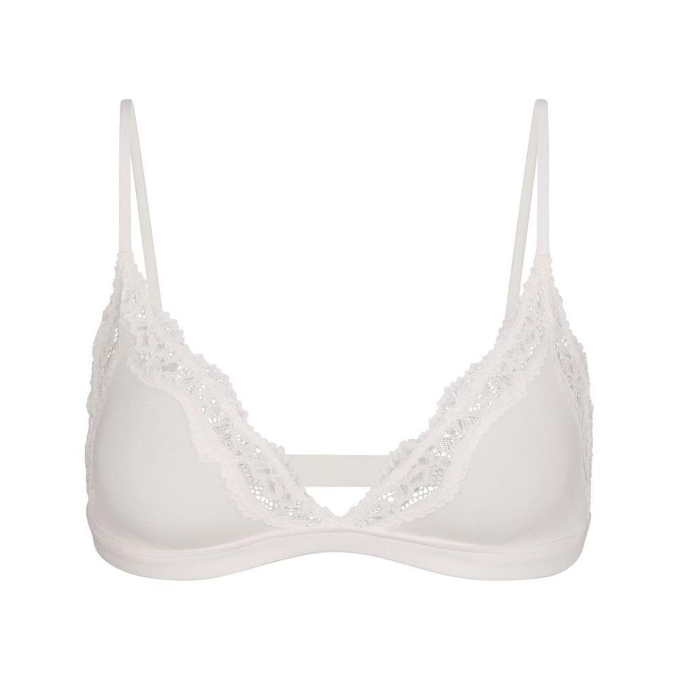 <p><a href="https://go.redirectingat.com?id=74968X1596630&url=https%3A%2F%2Fskims.com%2Fproducts%2Ffits-everybody-corded-lace-triangle-bralette-marble&sref=https%3A%2F%2F" rel="nofollow noopener" target="_blank" data-ylk="slk:Shop Now;elm:context_link;itc:0;sec:content-canvas" class="link ">Shop Now</a></p><p>FITS EVERYBODY CORDED LACE TRIANGLE BRALETTE</p><p>$38.00</p><p>skims.com</p><span class="copyright">Skims</span>