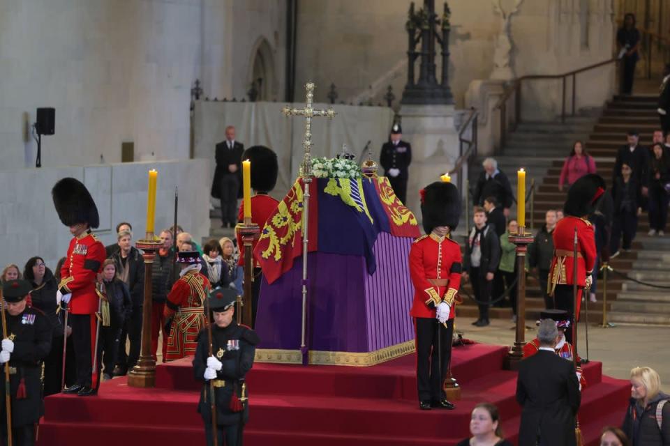 Members of the public file past the coffin of Queen Elizabeth II (Chris Jackson/PA) (PA Wire)