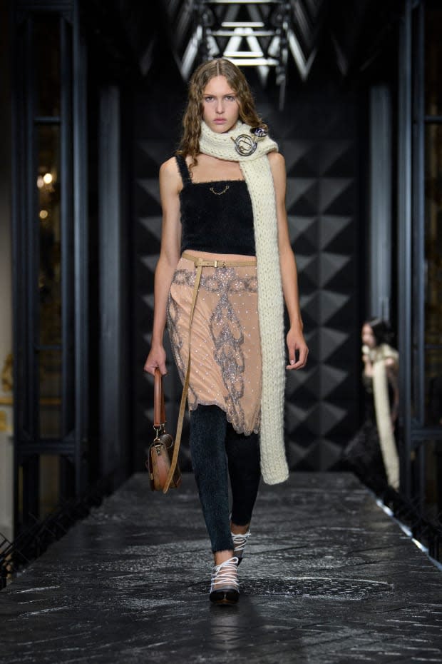 Looks Like Louis Vuitton Is Bringing Back the Y2K-Era Skinny Scarf