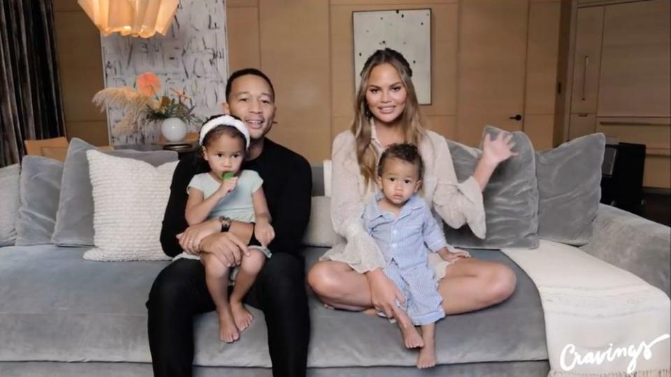 John Legend, Chrissy Teigen, Miles Theodore, Luna Simone | Chrissy Teigen/ Youtube