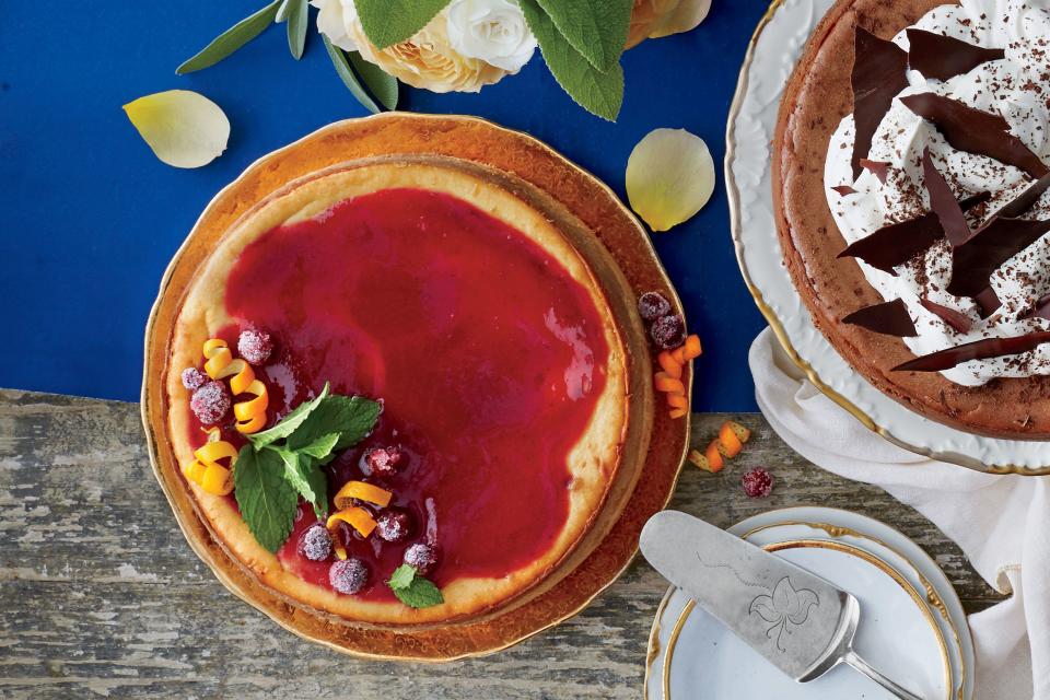 Cranberry Cheesecake with Cranberry-Orange Sauce