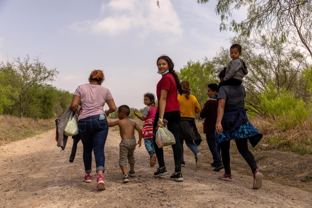 Hundreds of asylum seekers have been arriving at US border (Getty Images)