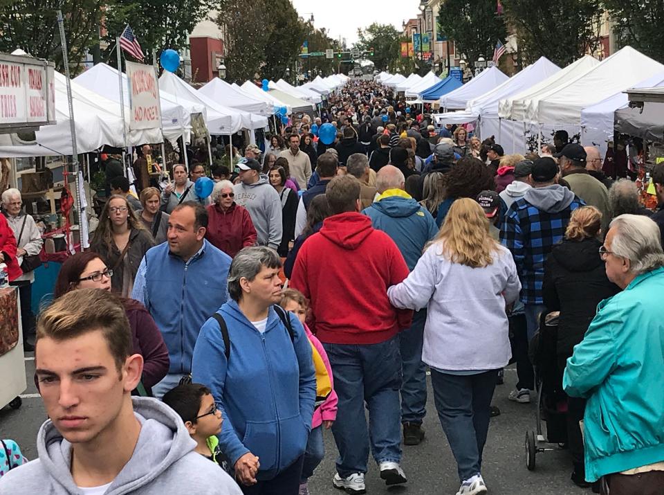 Crowds gather downtown for Applefest. Applefest started Saturday morning October 20, 2018 in downtown Chambersburg.