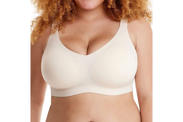 44DD-Sized Shoppers Call This the “Perfect T-Shirt” Bra” and It's