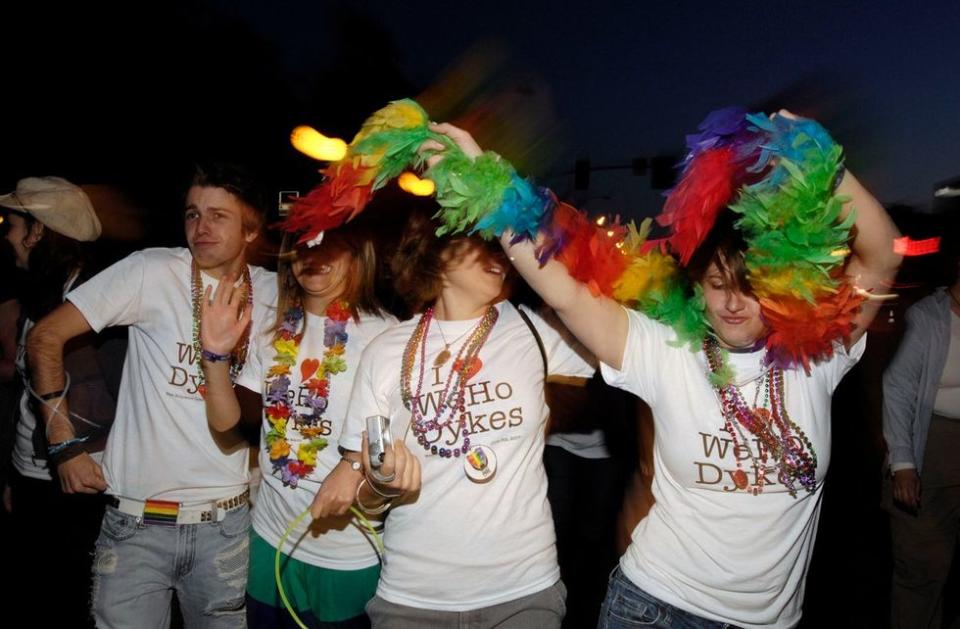 photo gallery Dyke Marches Dykes on Bikes worldwide through history