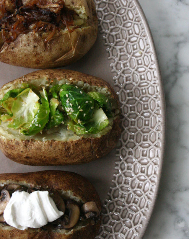 How to Make Baked Potatoes - Lexi's Clean Kitchen