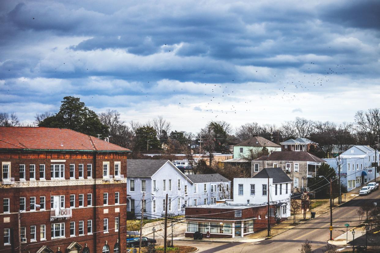 <p>Mississippi is one of the poorest states in the nation, but the cost of living in the Magnolia State is also among the lowest nationwide. The average credit card debt in Mississippi is $5,208 per consumer as of July.</p><p><br></p><span class="copyright"> peeterv/istockphoto </span>