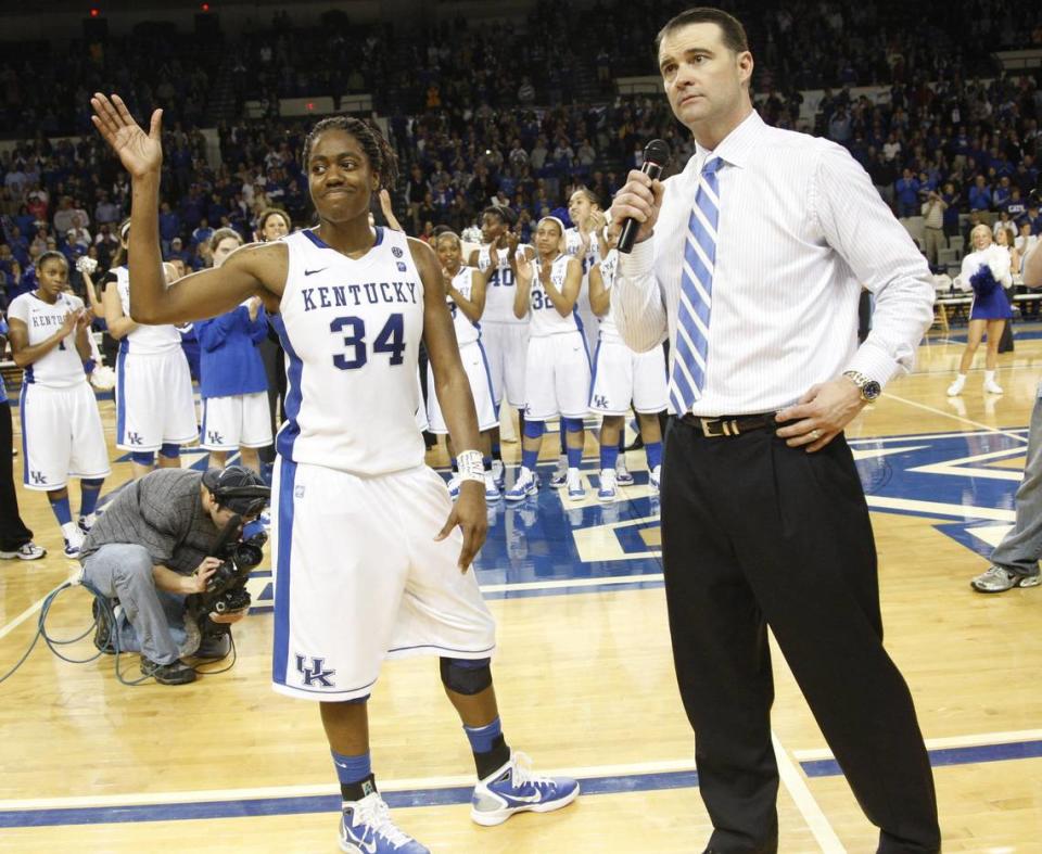 Kentucky star Victoria Dunlap waved to the crowd along with head coach Matthew Mitchell after UK beat Arkansas 55-54 on its 2011 Senior Night. The biggest thing that turned around Wildcats women’s hoops was “Victoria Dunlap’s ability to shine” in the up-tempo system Kentucky adopted in 2009-10, Mitchell says.