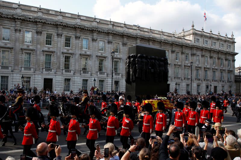 Britain mourns Queen Elizabeth