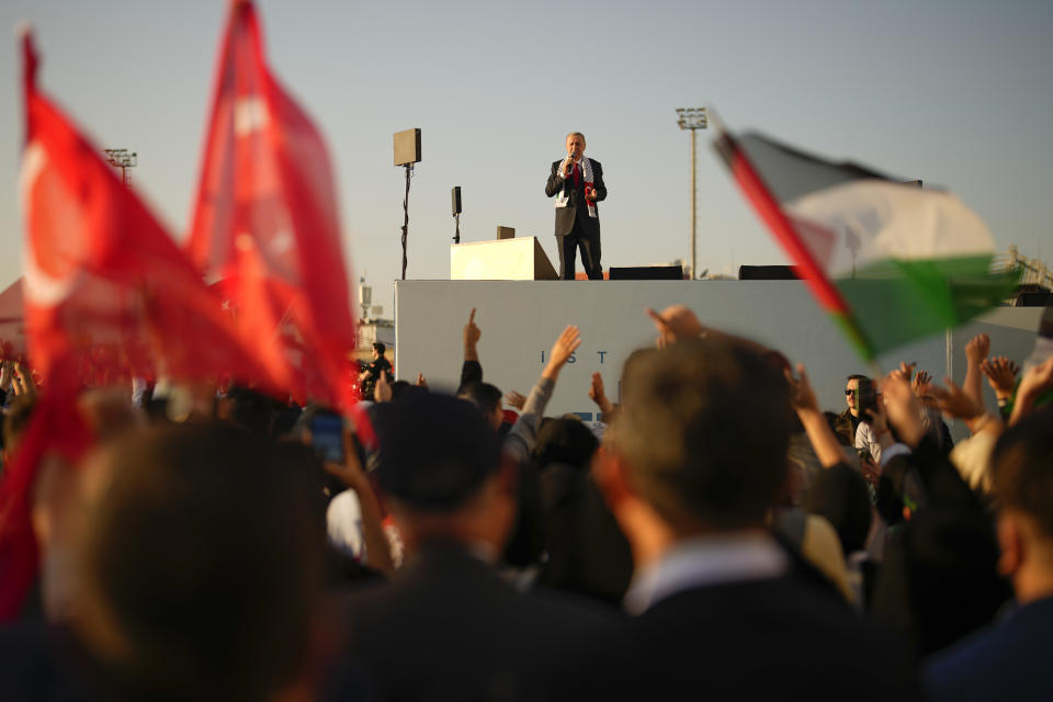 Turkish President Recep Tayyip Erdogan, speaks to the attendees during a rally to show their solidarity with the Palestinians, in Istanbul, Turkey, Saturday, Oct. 28, 2023. (AP Photo/Emrah Gurel)