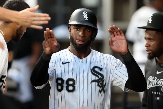 White Sox' Luis Robert Jr., one of baseball's best so far in 2023, gets day  off - Chicago Sun-Times