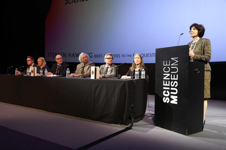From left to right: Tim Hawking, Lucy Hawking, moderator Roger Highfield, Malcolm Perry, Andrew Strominger and Fay Dowker gather for a discussion of Stephen Hawking's life and work at London's Science Museum on Oct. 15, 2018. <cite>Jody Kingzett, courtesy of the Science Museum Group</cite>