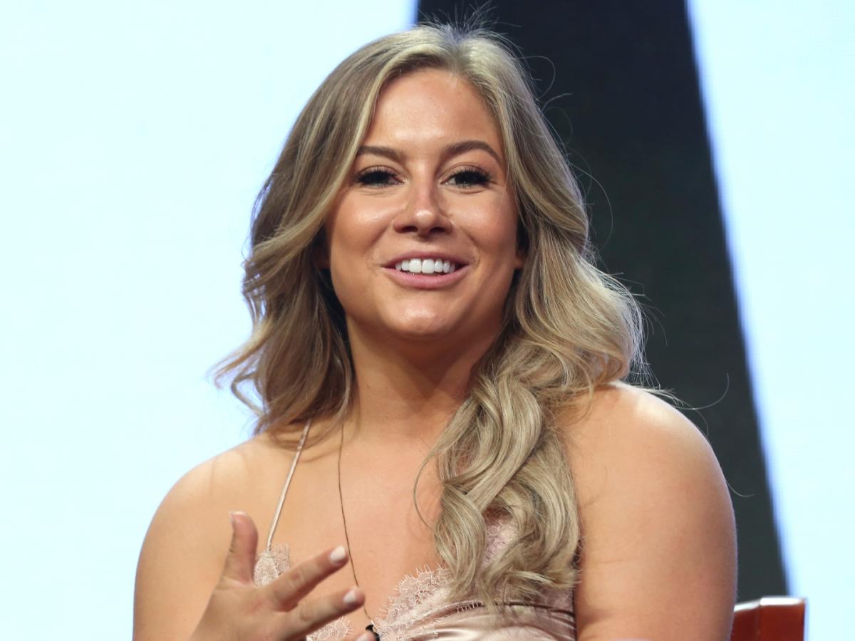 Shawn Johnson East's Family Christmas Photo Reveals the Cutest Details  About Her Two Kids