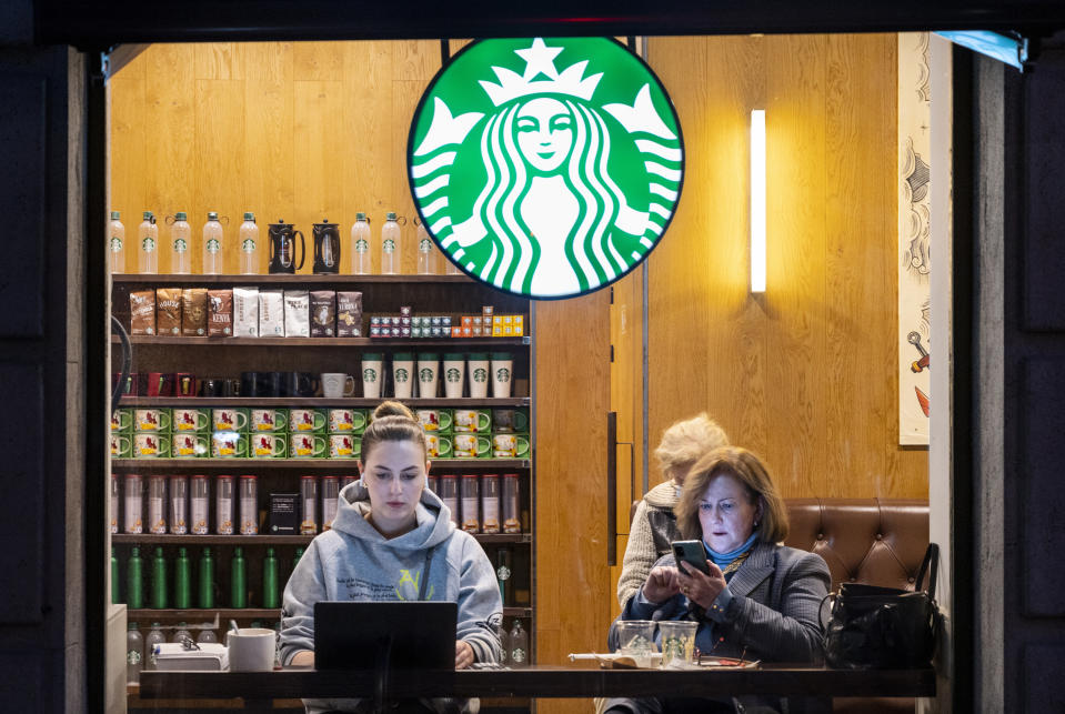 MADRID, SPAIN - 2022/03/15: Customers are seen at the American multinational chain Starbucks Coffee franchise store in Spain. (Photo by Xavi Lopez/SOPA Images/LightRocket via Getty Images)