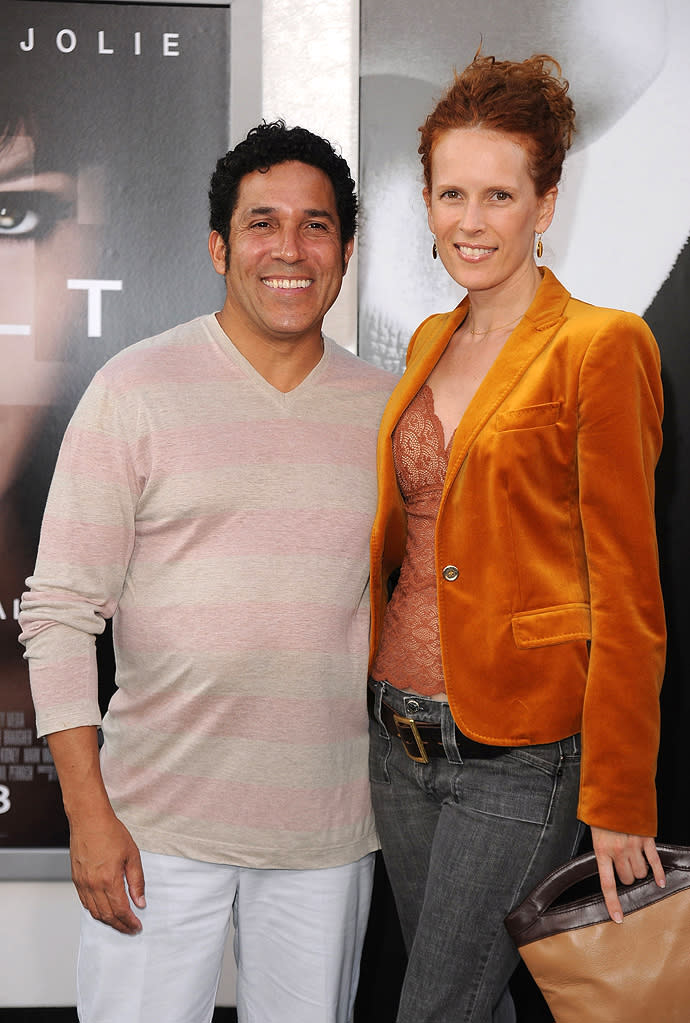 Salt LA premiere 2010 Oscar Nunez