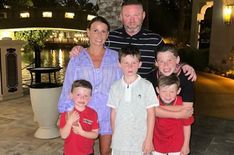 Coleen, Wayne and their 4 kids