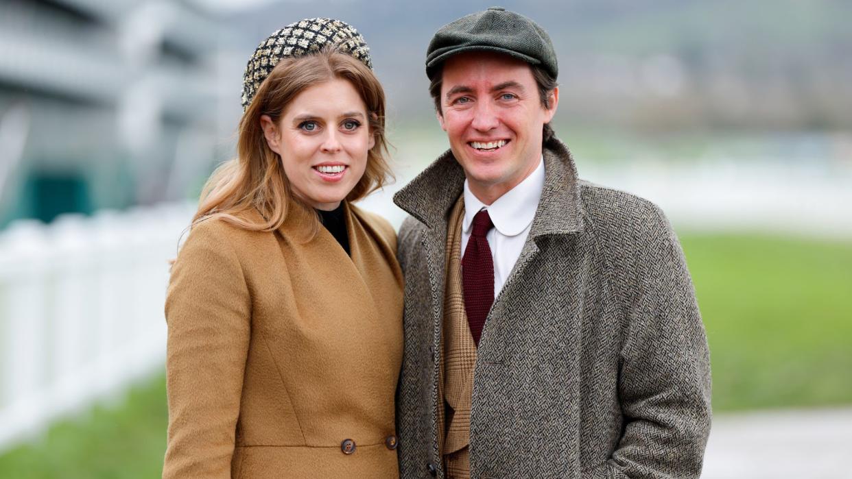 Princess Beatrice and Edoardo Mapelli Mozzi attend day 3 'St Patrick's Thursday' of the Cheltenham Festival at Cheltenham Racecourse on March 14, 2024 in Cheltenham, England