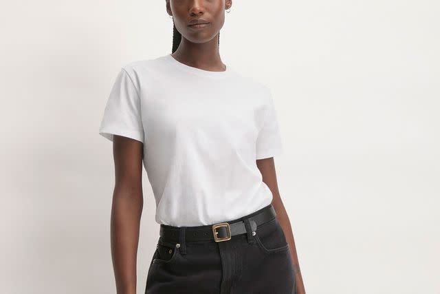 <p>Everlane</p>