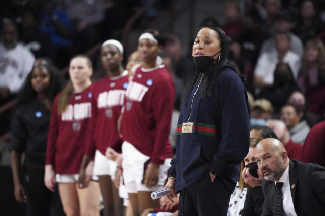 South Carolina head coach Dawn Staley, second from right, with