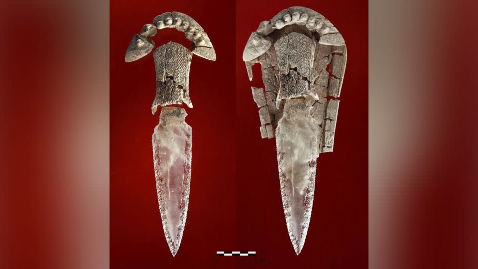 The crystal dagger was found buried with the body of a 5,000-year-old prehistoric female leader.  - ATLAS Research Group from the University of Seville