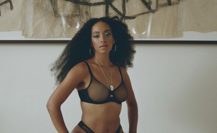 Solange Knowles Looks Like A ‘queen In Black Lingerie 