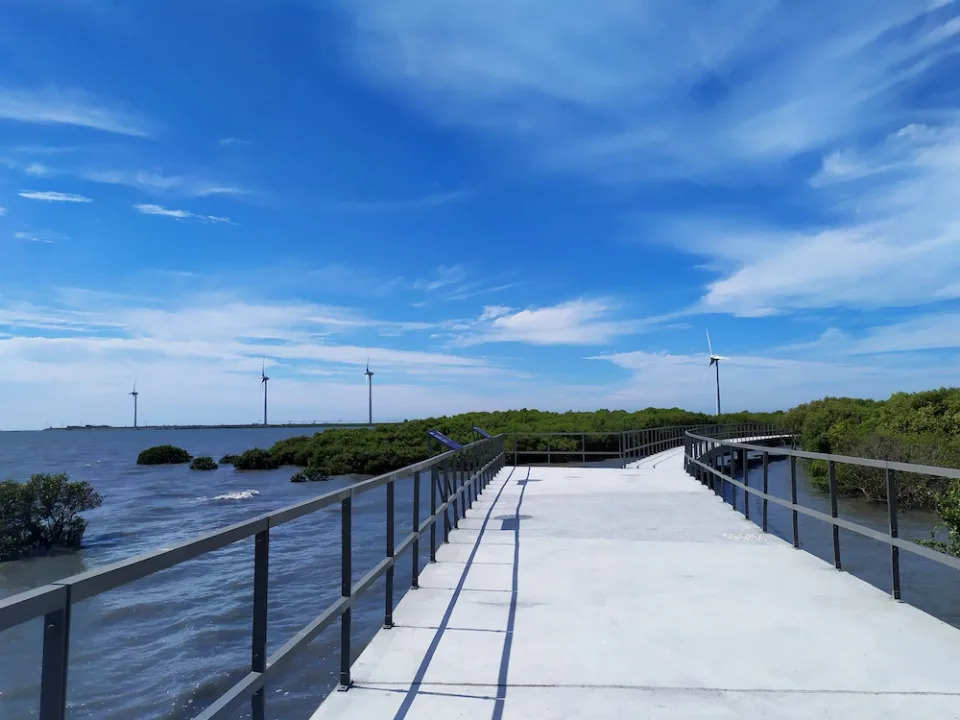 芳苑濕地海空步道（圖片來源：彰化旅遊資訊網）