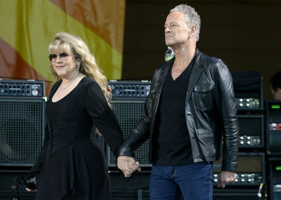 TBT: Stevie Nicks and Lindsey Buckingham