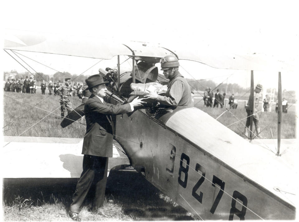 Early airplanes delivered mail in 1918 vintage USPS