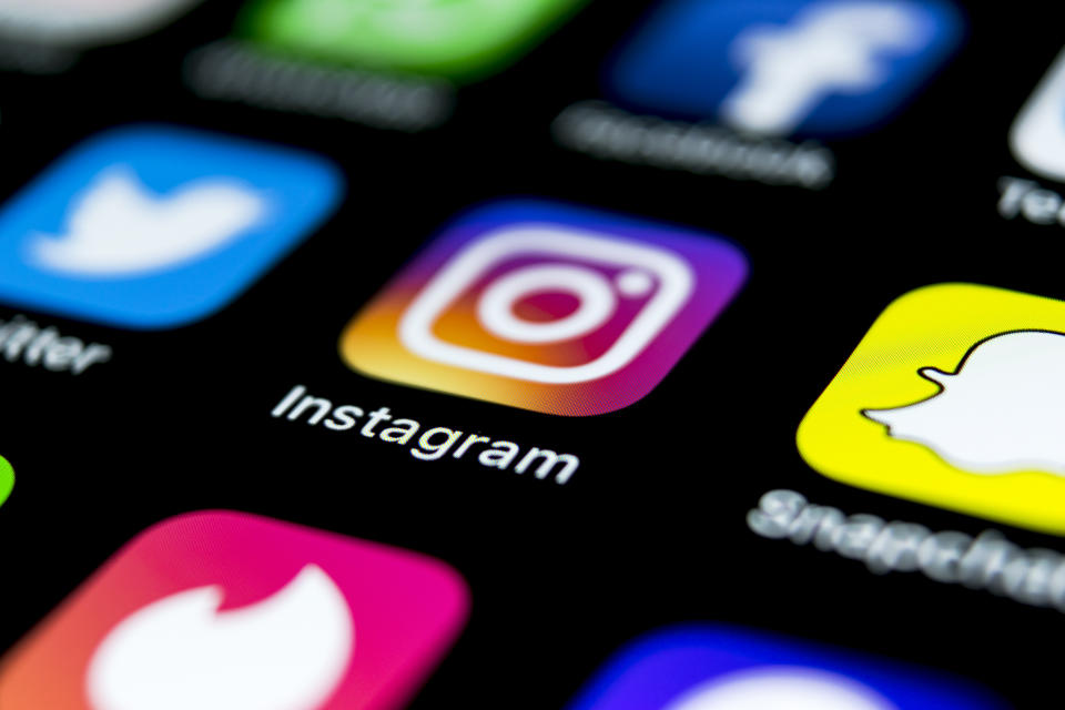 Auch Instagram-User werden vermehrt mit Fake-Nachrichten angeschrieben, um an ihre Daten zu gelangen. (Symbolbild: Getty)