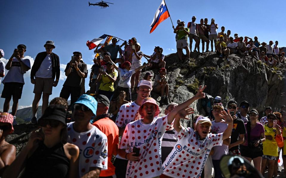 Fans on Alpe d'Huez - GETTY IMAGES