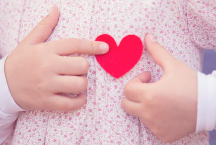 La ciencia habría encontrado cómo criar un niño de buen corazón. – Foto: cristinairanzo/Getty Images