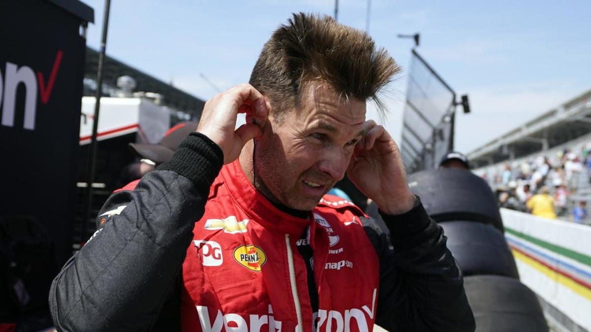 Power is frustrated by teammate, IndyCar title chances clouded