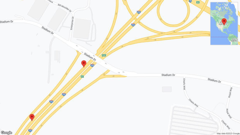 A detailed map that shows the affected road due to 'Broken down vehicle on southbound I-435 in Kansas City' on November 22nd at 9:06 p.m.