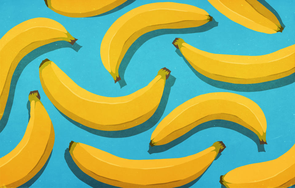 Bananas are a major snack powerhouse, containing fiber, magnesium and healthy fat. (Photo: Malte Mueller via Getty Images)