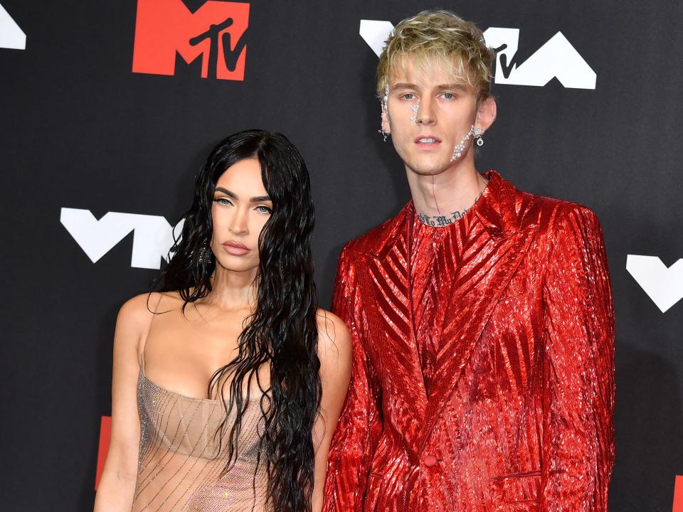 megan fox machine gun kelly mtv vmas