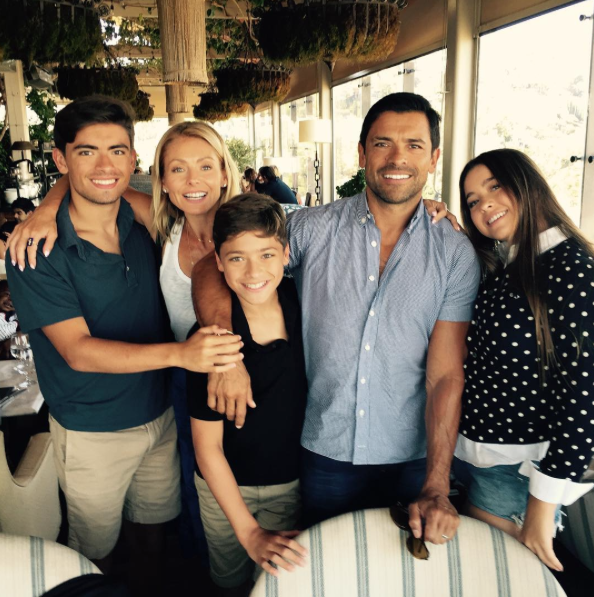 From left: Michael Consuelos, Kelly Ripa, Joaquin Consuelos, Mark Consuelos, and Lola Consuelos (Photo: Instagram)