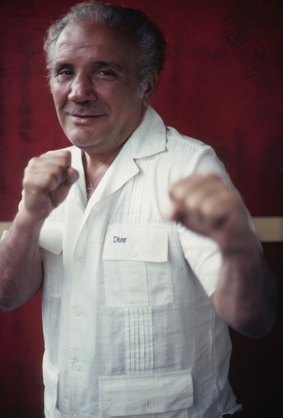 <p>Der ehemalige Weltklasseboxer Jake LaMotta ist im Alter von 95 Jahren infolge einer Lungenentzündung verstorben. Mit 83 Siegen bei 106 Kämpfen sicherte sich der US-Amerikaner einen Platz in der „Boxing Hall of Fame“. Sein Leben wurde in „Wie ein wilder Stier“ mit Robert De Niro in der Hauptrolle verfilmt. (Bild: ddp Images) </p>