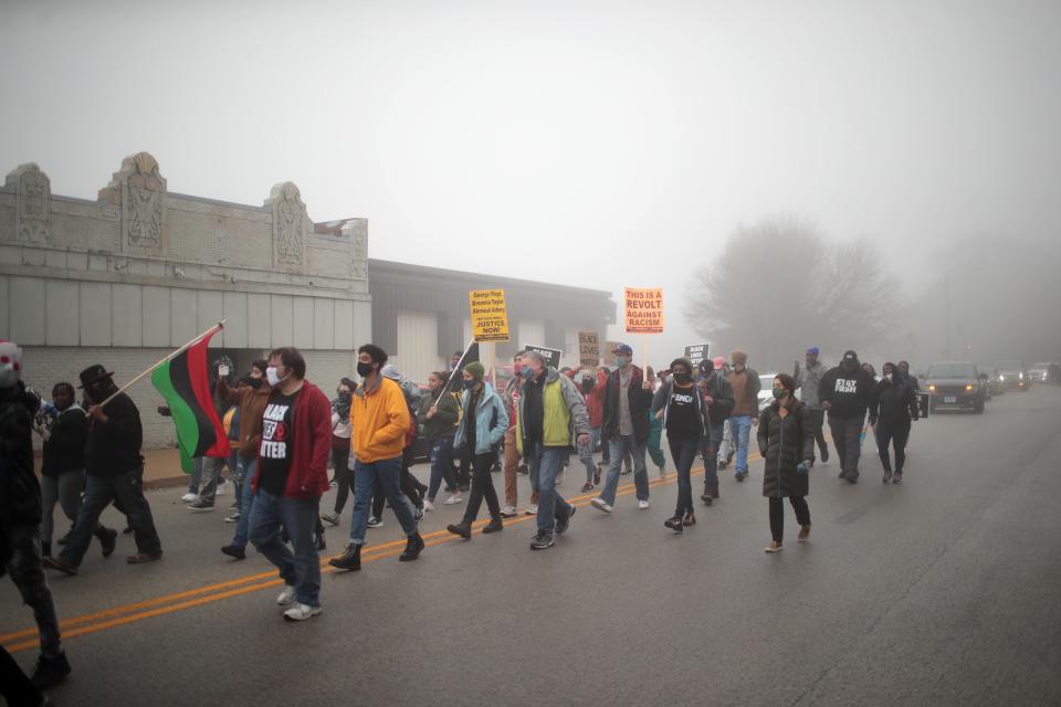 Demonstrators protest the October 20 police shooting that led to the death of 19-year-old Marcellis Stinnette and left his girlfriend, 20-year-old Tafara Williams, with serious injuries on October 22, 2020 in Waukegan, Illinois.