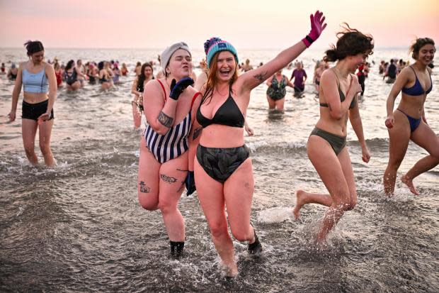 Swell Swimming - Happy International Women's Day💙